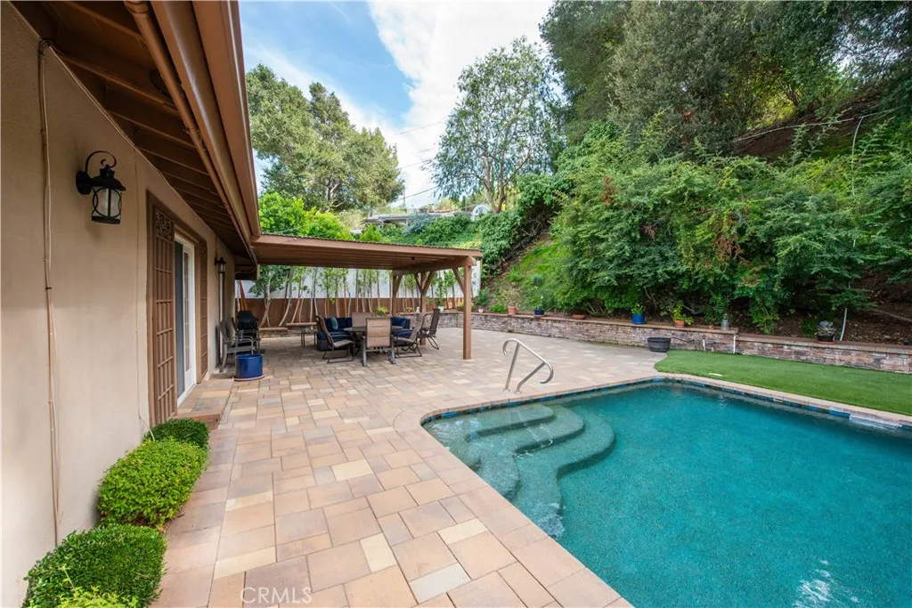 16534 Bosque Drive, Encino, California 91436 home-pic-21